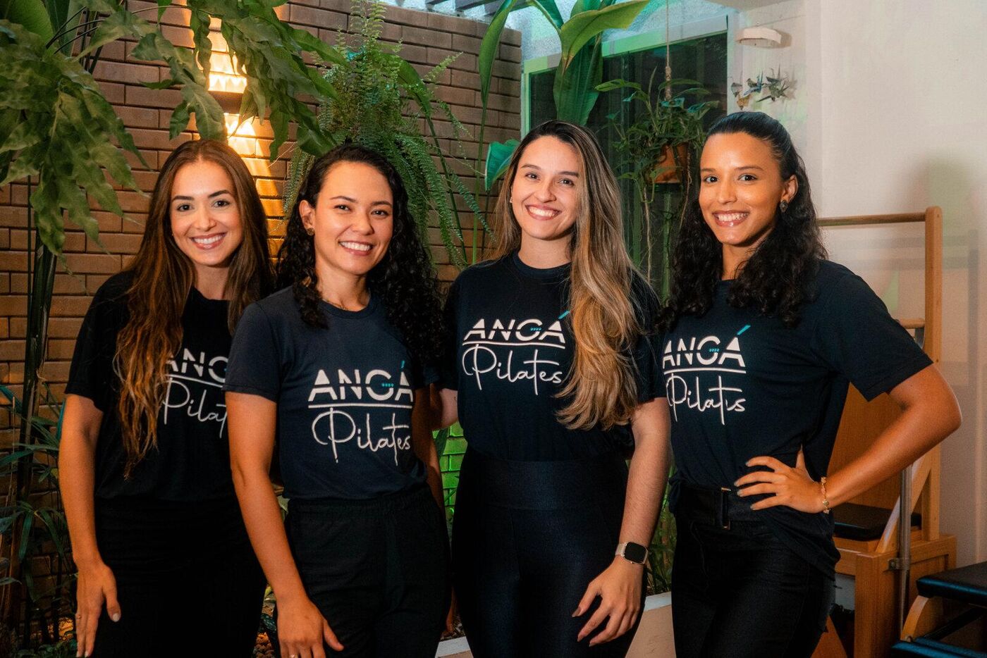 As quatro fisioterapeutas da equipe do Angá Pilates